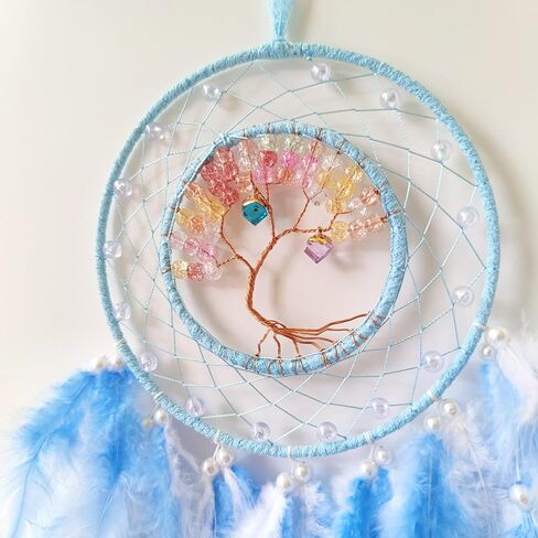 صائد الأحلام شجرة الحياة صائد الأحلام لغرفة النوم، صائد الأحلام من الريش الأزرق والأبيض للكبار صائد الأحلام، هدايا مباركة معلقة على الحائط in Kuwait