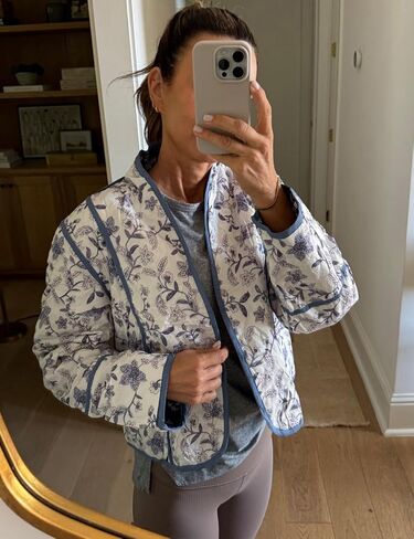 Omoone Women's Cropped Floral Quilted Jacket Cardigan Printed Lightweight Open Front Padded Puffer Coat in Saudi Arabia