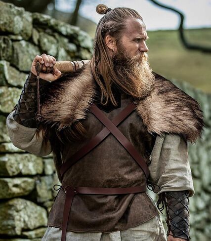L'VOW Men Viking Fur Shawl Medieval Faux Fur Mantle Shoulder Wrap Collar Warrior Renaissance LARP Cosplay Costume in Saudi Arabia