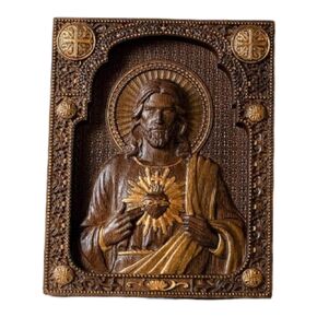 Sacred Heart of Jesus Wood Carved Icon- Christian Wall Art & Inspirational Wall Decor - Handmade Jesus art - Unique Catholic Gift Christmas home decor 6x7 inches