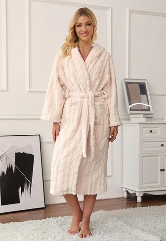 Umeyda Girls & Womens Twist Fleece Robes, Hooded Soft Warm Bath Robe for Kids Womens Fuzzy Bathrobe for Gifts in Kuwait