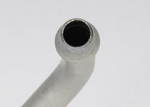 GM 15817515 خط خلفي لمبرد سائل ناقل الحركة الأوتوماتيكي in Kuwait