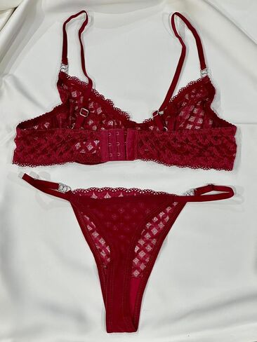 Lace Matching Underwire Bra and Underwear Panty Lingerie Set For Women in Kuwait