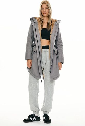 Orolay Women's Thicken Fleece Lined Parka Winter Coat Hooded Jacket with Pockets in Saudi Arabia