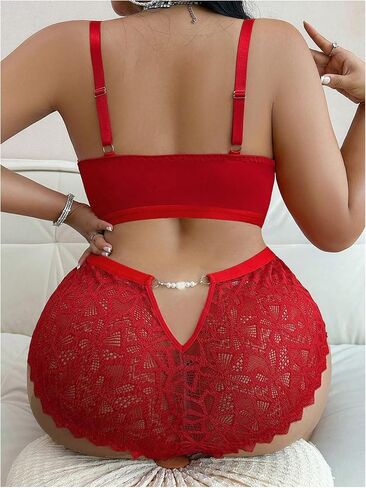 أطقم ملابس داخلية نسائية بمقاس كبير من MakeMeChic طقم حمالة صدر ولباس داخلي لاسلكي من الدانتيل المتباين in Kuwait