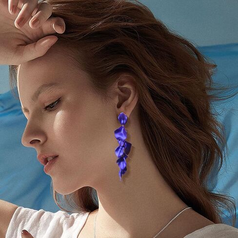 أقراط متدلية من بتلات الأكريليك - أقراط طويلة على شكل زهرة الورد للنساء in Kuwait