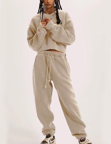 Flygo Women Sweat Set Sweatsuit Fleece 2 Piece Joggers Tracksuit Outfits Crop Sweatshirt Sweatpants Sets in Kuwait