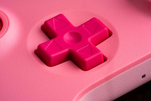 وحدة تحكم بلوتوث 8Bitdo Ultimate C مع تحكم في الحركة بستة محاور واهتزاز متذبذب للمحول (برتقالي) in Saudi Arabia