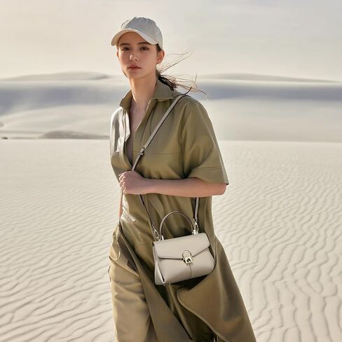 حقيبة بمقبض علوي للنساء، حقيبة يد جلدية أنيقة، حقيبة كتف للسيدات، محافظ للنساء، قفل بزر معدني. in Kuwait