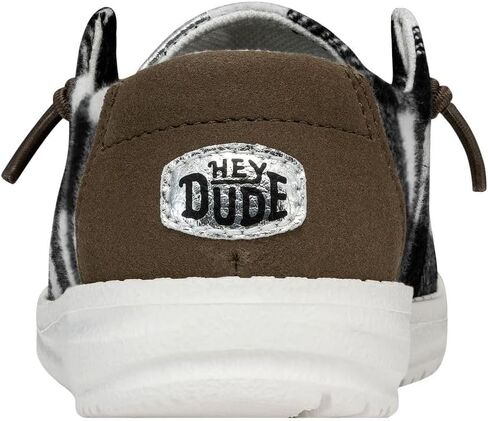 Hey Dude Wendy Youth Buffalo Plaid أبيض/أسود مقاس 13 | أحذية أطفال | أحذية بدون كعب للأطفال | مريحة وخفيفة الوزن in Kuwait