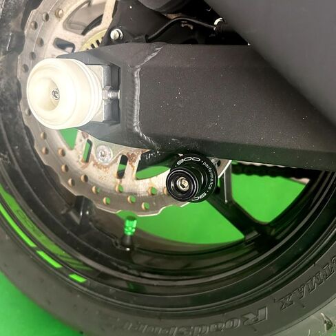 يصلح لكاواساكي Z900 Z900RS Z900SE Z 900 2017-2022 2023 2024 2025 دراجة نارية CNC Swingarm بكرة المتزلجون حامل المسمار سوينغ الذراع المتزلجون (أسود) in Kuwait