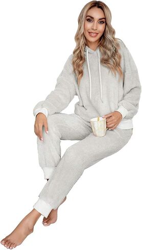SIAEAMRG Womens Fuzzy Sherpa Fleece Pajamas Set, Long Sleeve Hoodies Pajama Pants 2 Piece Outfits Loungewear Sleepwear in Kuwait