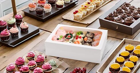 Hzzycaxli 25Pack 12x 5 x 2Inches Clear Chocolate Covered Strawberries Boxes for 12, Cookies Boxes Truffle Boxes Bakery Boxes Cakesickle Gift Boxes for Christmas Valentine's Mother's Day in Saudi Arabia