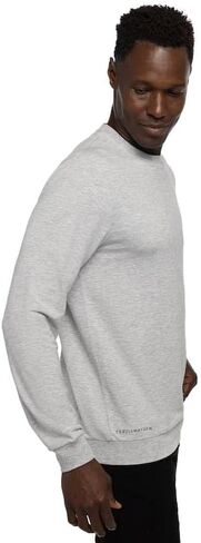 TravisMathew Men's Outerwear in Kuwait