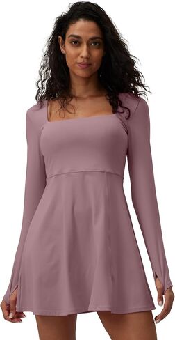 فستان تنس برقبة مربعة وأكمام طويلة، فستان للتمرين من قطعة واحدة مع حمالة صدر مدمجة in Kuwait