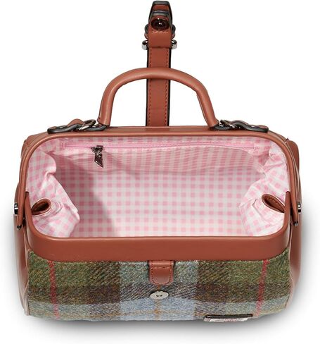 Islander Medium Doctor Bag in Kuwait