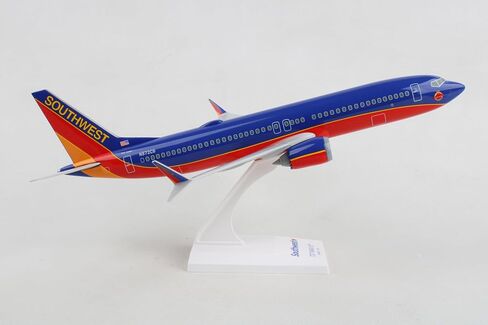 Daron Skymarks Southwest 737-MAX8 1/130 هيرب كيليهر ريترو (SKR1125) in Kuwait