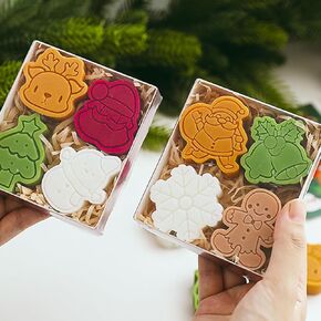 8 Pieces Christmas Scented Candle Gift Set 6.3 OZ Handmade Aroma Candles English Pear Orchid for Christmas Decorations Christmas Gift