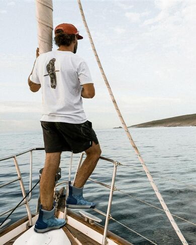 أحذية OutdoorMaster الرجالية للسطح، أحذية مطر مطاطية مقاومة للماء ومضادة للانزلاق، أحذية قابلة للتنفس للمياه المالحة لصيد الأسماك والقوارب والتخييم والإبحار in Kuwait