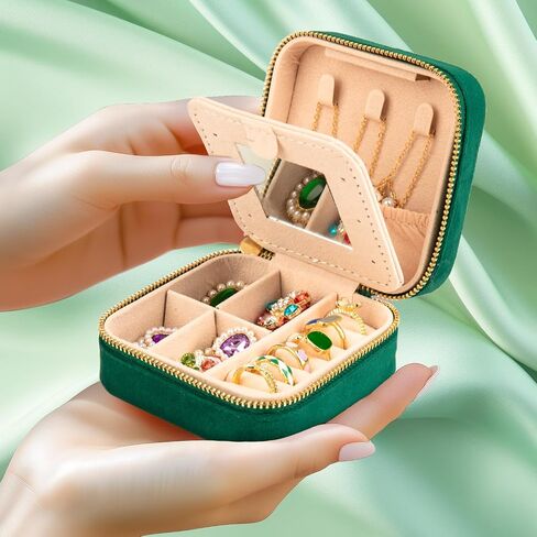 HONGTEYA Plush Velvet Jewelry Box Small Portable Travel Jewelry Case with Mirror Jewelry Organizer Boxes for Rings Necklaces Best Gifts For Daughter Girlfriend Mom in Saudi Arabia