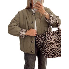 Women’s Quilted Lightweight Puffer Jacket Oversized Leopard Print Lined Jacket Long Sleeve Button Down Padded Coat