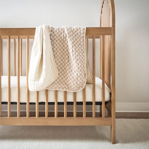 بطانية أطفال من Itzy Ritzy - بطانية ناعمة متعددة الاستخدامات من الموسلين القطني - يمكن استخدامها كحصيرة لوقت البطن، وغطاء للرضاعة، ومظلة لعربة الأطفال والمزيد - بمقاس 76.2 سم × 101.6 سم، ويمكن غسلها في الغسالة (طباعة بقرة) in Kuwait