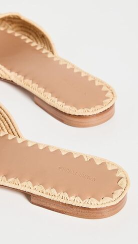 Women's Naima Slides in Saudi Arabia