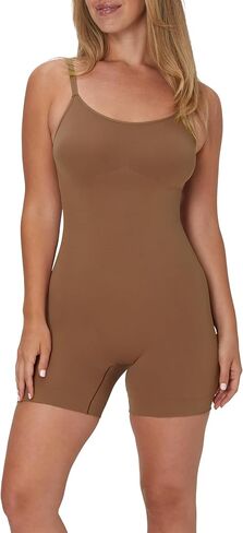 ملابس داخلية نسائية من Maidenform بدون خياطة، ناعمة وخفيفة الوزن وتحكم ثابت في الشكل in Kuwait