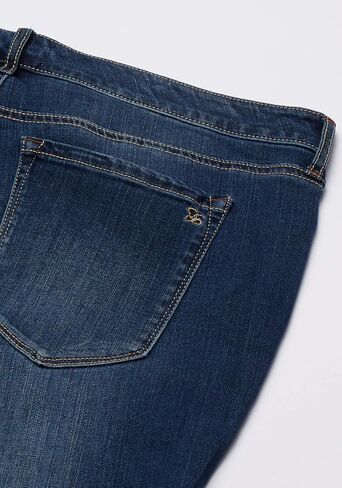 Jessica Simpson Womens Curvy High Rise Jeans in Saudi Arabia