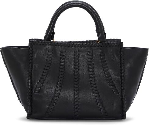 Vince Camuto Nakia-sa in Saudi Arabia