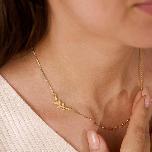 14K Gold Plated Dainty Butterfly Baseball Crown Compass Shell Starfish Airplane Bird Heart Lightning Leaf Turtle Horse Cherry Paperclip Bow Necklace Simple Jewelry in Kuwait