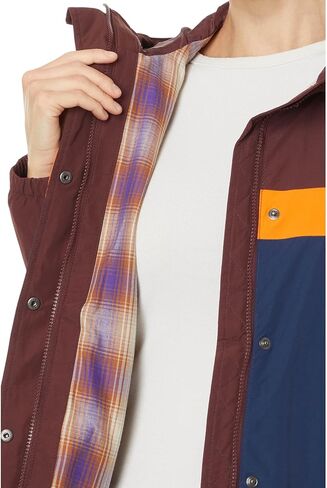 L.L.Bean Women's Mountain Classic Rain Jacket in Saudi Arabia