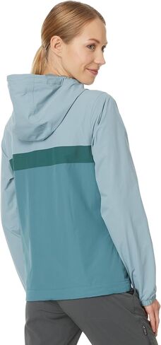 L.L.Bean Women's Mountain Classic Rain Jacket in Saudi Arabia