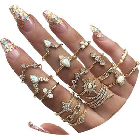 FUTIMELY 17PCS Boho Crystal Knuckle Stacking Rings Set Gold Vintage Stackable Joint Midi Finger Rings Set for Women