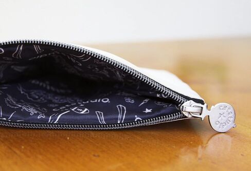 Catstudio Zipper Pouch, California Travel Toiletry Bag, 5 x 7",Ideal California Gift, Makeup Bag, Dog Treat Pouch, or Purse Pouch to Hold Phone, Organize Supplies for California Lovers in Saudi Arabia
