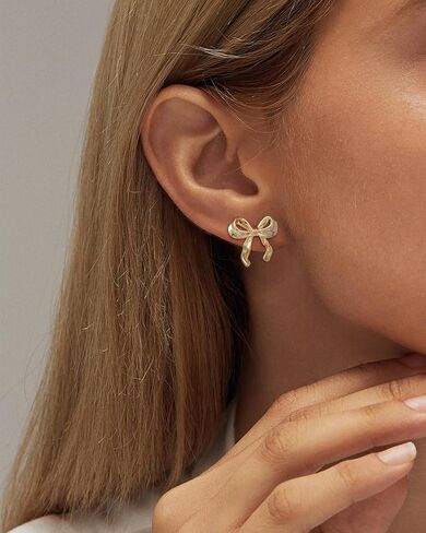 ASCOMY Gold Stud Earrings for Women Dainty Bow Earrings 14K Gold/Silver Plated Bow Stud Earrings for Women Trendy Cute Pearl Bow Stud Earring Gold Ribbon Earrings Minimalist Jewelry Gifts for Her in Kuwait
