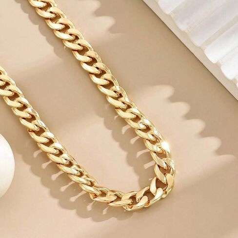 Chunky Gold Necklace for Women 18K Gold Plated Cuban Paperclip Choker Toggle Bar Clasp Necklaces Dainty Gold Chain Necklace Jewelry Gifts in Saudi Arabia