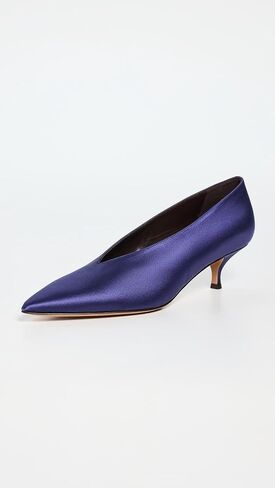 Women's Veneto Pumps in Saudi Arabia
