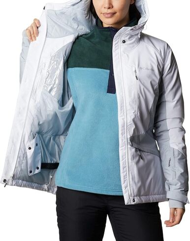 Columbia Women's Alpine Diva Ii Insulated Jacket in Saudi Arabia