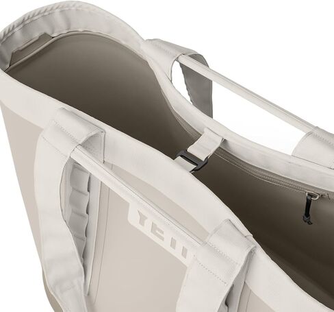 YETI Camino 50 Carryall مع فواصل داخلية، متعددة الأغراض، حقيبة حمل للقوارب والشاطئ، متينة ومقاومة للماء in Kuwait