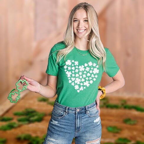 تي شيرت نسائي لعيد القديس باتريك باللون الأخضر النفل بأكمام قصيرة وقمصان مبيضة من Lucky Irish in Saudi Arabia