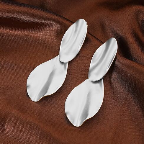 Matte Gold Silver Hammered Long Drop Clip On Earrings Large Unique Statement Clip Earrings for Women in Kuwait