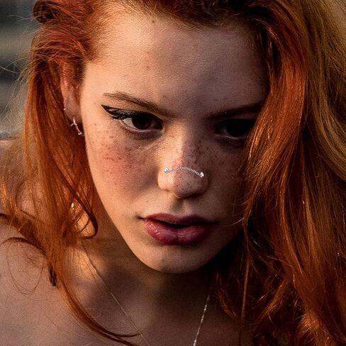 TEN MIRO سلسلة الأنف ثقب عبر الأنف الجراحية الصلب الأنف ثقب المجوهرات تشيكوسلوفاكيا L على شكل ترصيع الأنف وسلسلة القلب 20 جرام ثقب سلسلة الأنف للنساء (فضية واحدة) in Kuwait