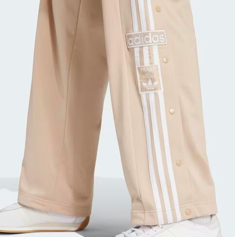 بنطال Adibreak Break Away فضفاض مناسب لكرة السلة للرجال من adidas مقاس صغير in Saudi Arabia
