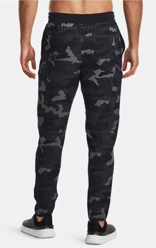 Men's UA Elite Cargo Printed Pants in Kuwait