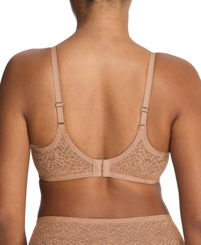 Natori Women's Pretty Smooth Seamless Underwire in Kuwait