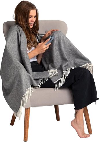 Luxury Herringbone Throw Blanket for Men and Women 100% Baby Alpaca Wool Warm Shawl Wraps for Winter in Saudi Arabia
