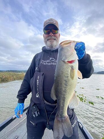 Fishoholic Snapback Baseball Fishing Hat - Embroidered Logos Mesh Trucker Fishing Gift for Dad Father Son (R) TM Fishaholic (SNP-BLKonBLK) in Kuwait