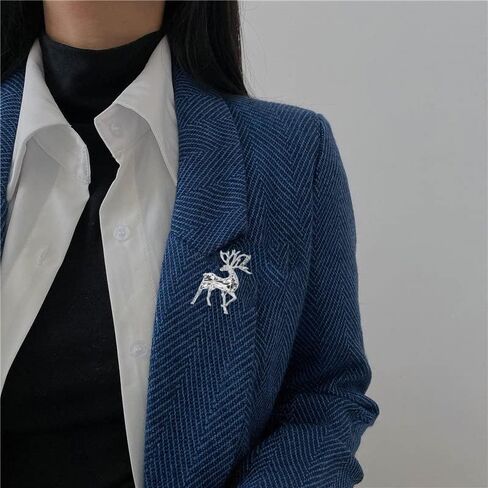 Deer Brooch Clips Sweater Vintage Shawl Clips Cardigan Collar Clips Dress Shirt Clips Christmas Elk Brooch Jewelry for Women in Kuwait