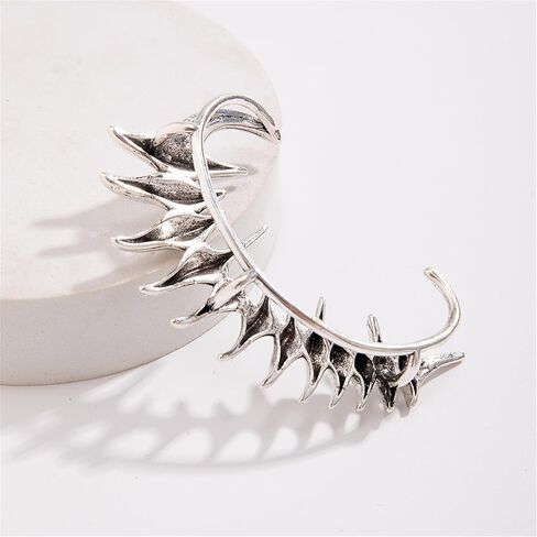 Gothic Jarring Clip Hip Hop Retro Spinal Ear Clip Punk Style Jarring Bone Stud Crawling Statement Earring Jewelry for Women in Saudi Arabia